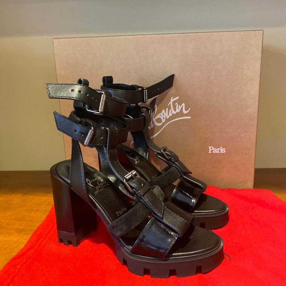 CHRISTIAN LOUBOUTIN Rangerissima Lug Sandal 38